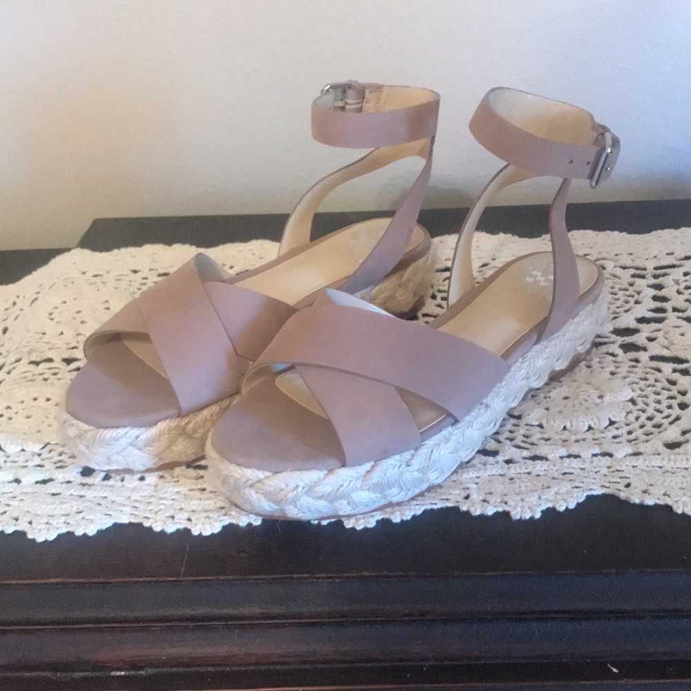 Vince Camuto sandles